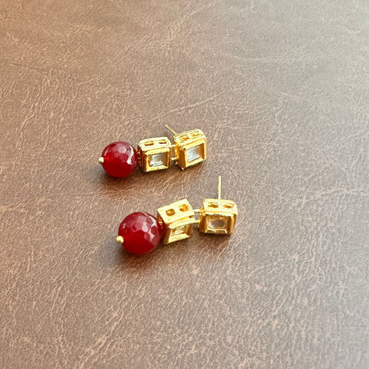 PEARL DOUBLE STONE EARRING