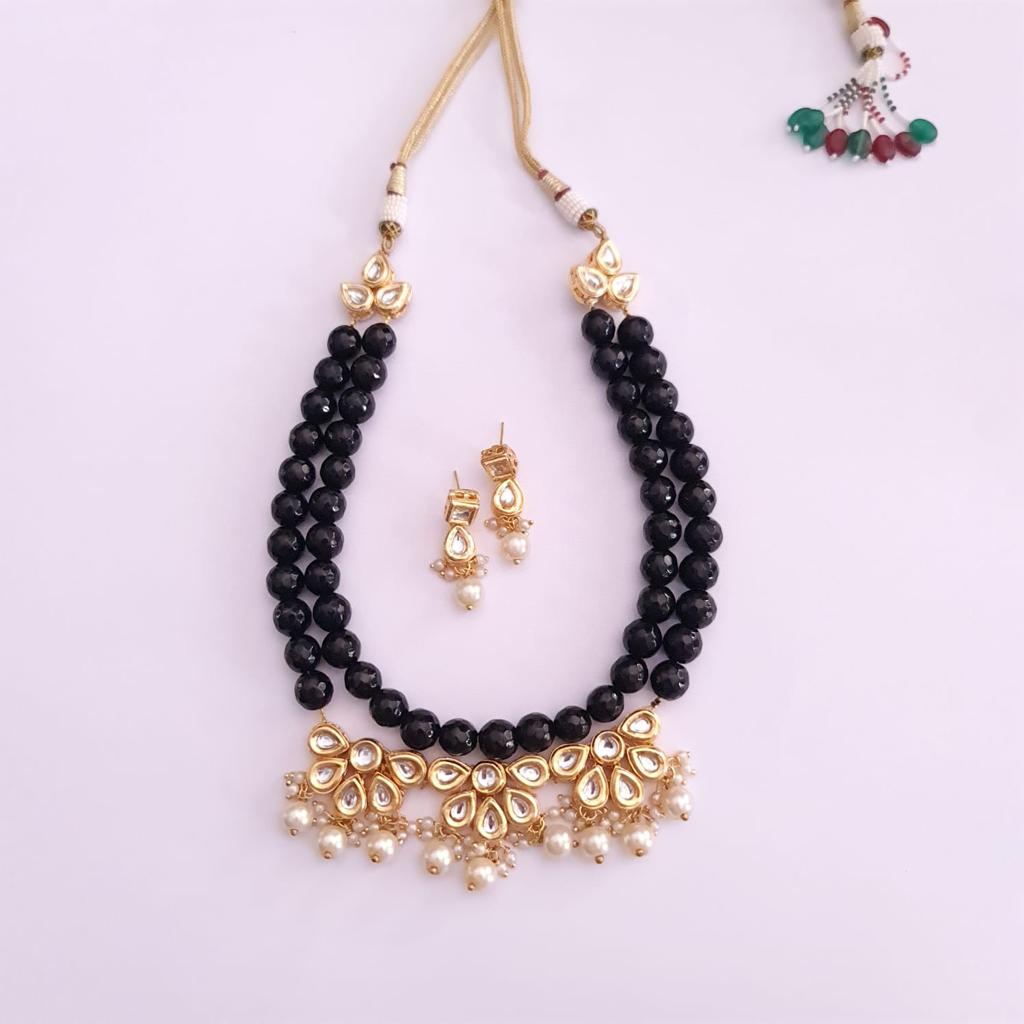 Black Stone Pearl Short Necklace