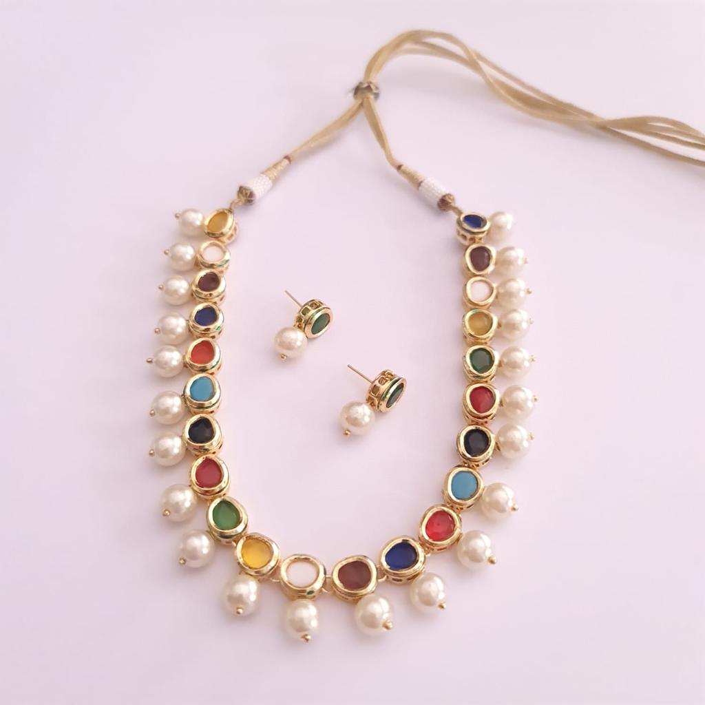Navratni Kundan Pearl Party Wear Necklace
