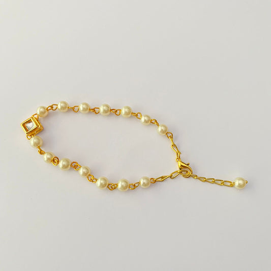 KUNDAN GOLD PLATED CHAIN WITH PEARL ADJUSTABLE LUMBA RAKHI