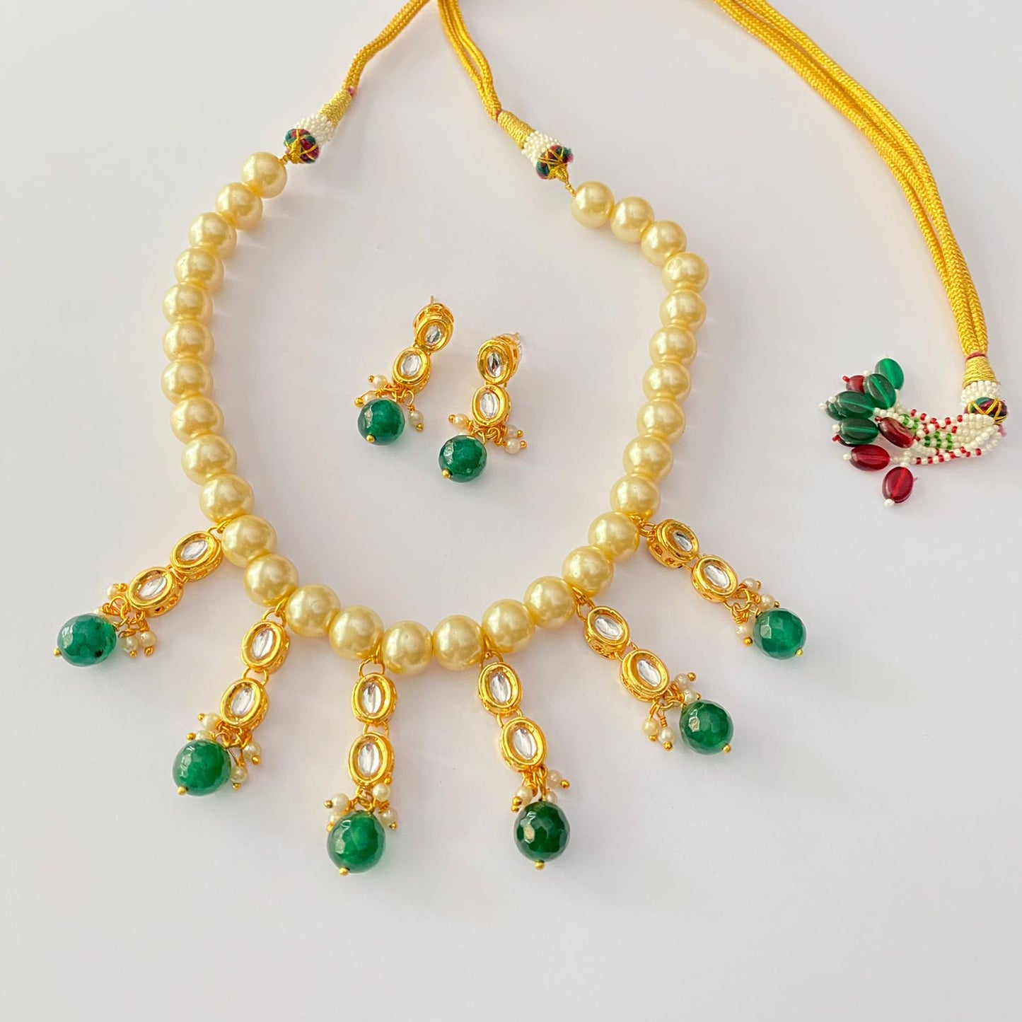 KUNDAN WHITE PEARL GOLD PLATED NECKLACE WITH EARRING