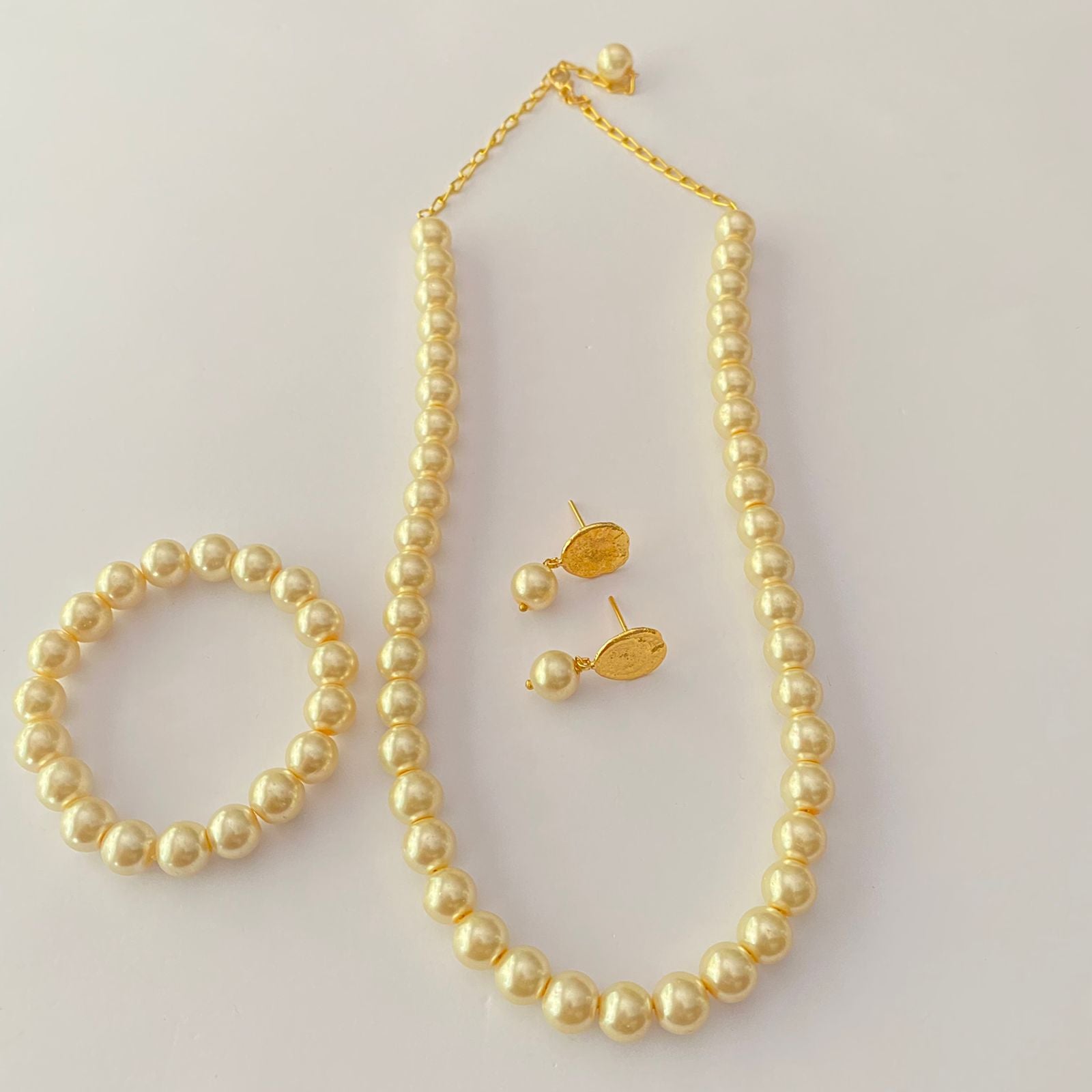 Simple Single Strand Pearl Necklace Set - Main Image