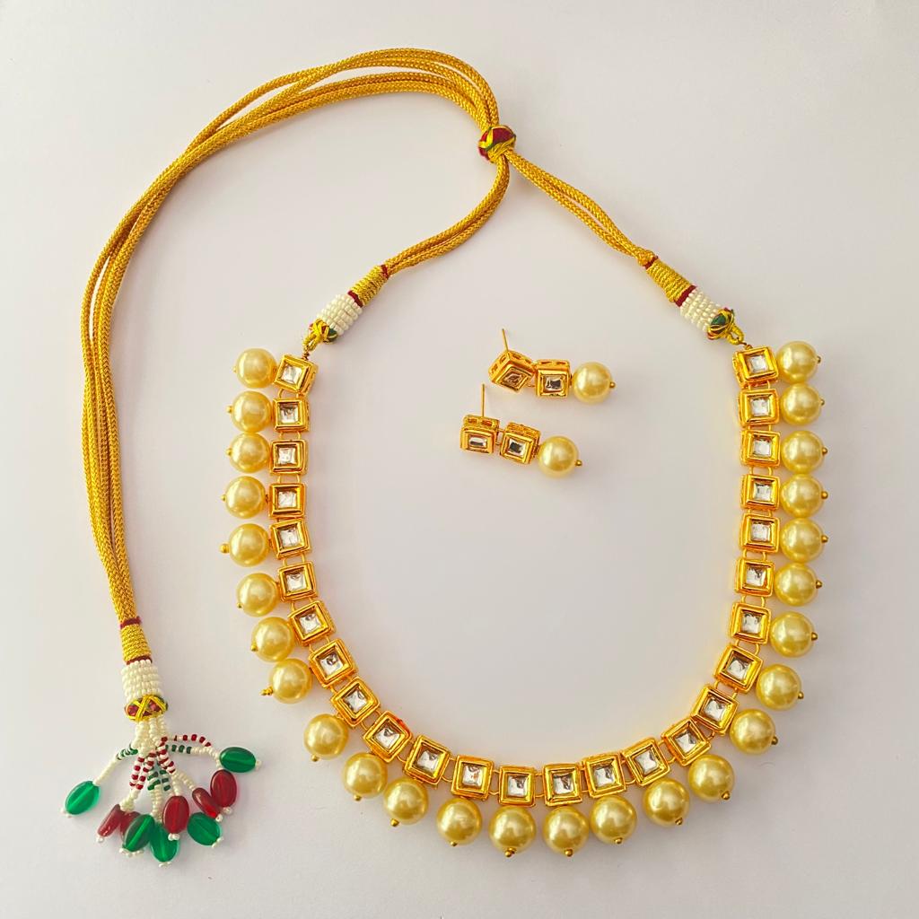 Polki Square WIth Off White Pearl Necklace Set