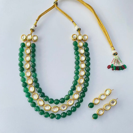 Kundan Polki Off White Pearl Hand Made Latest Design Necklace For Women.