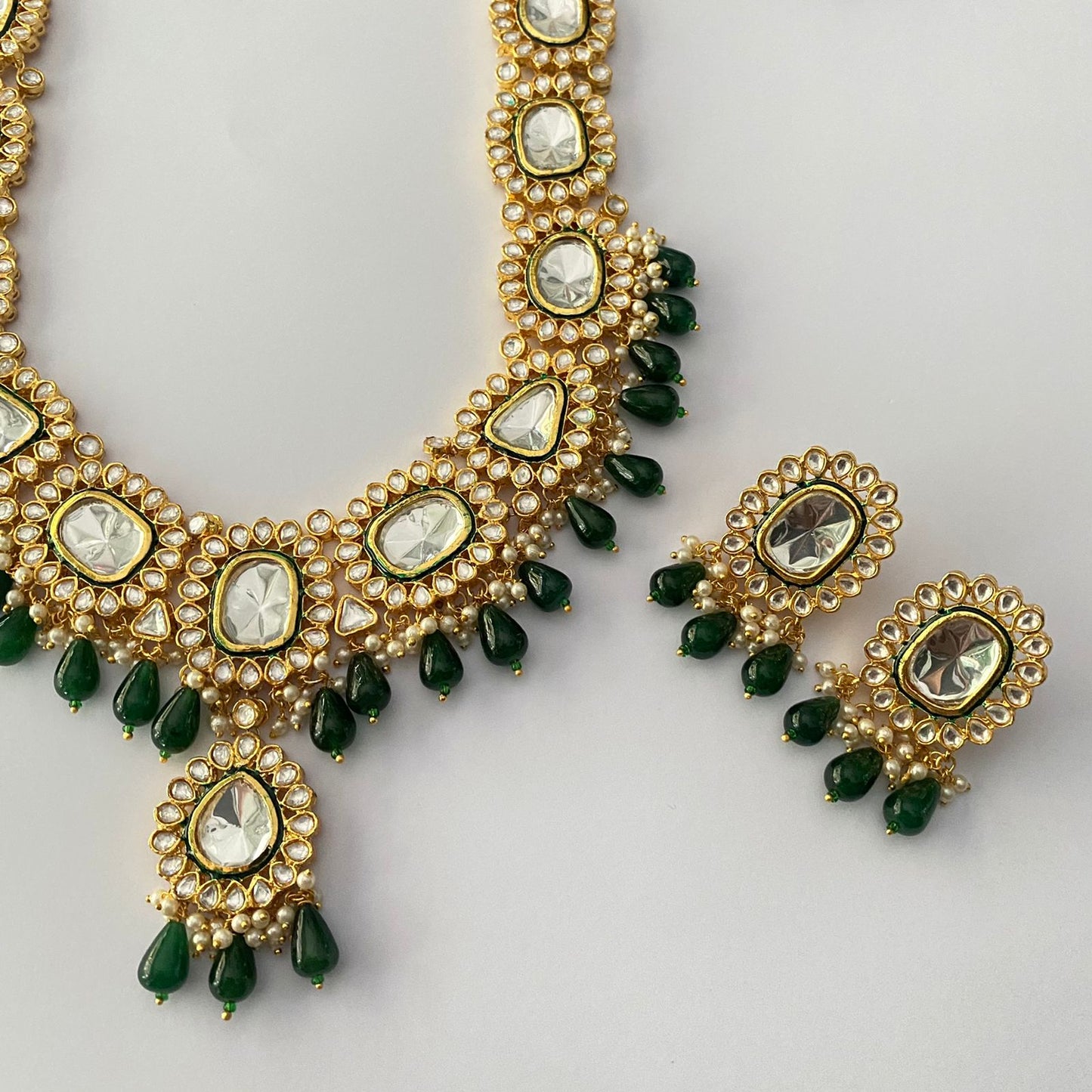 Emerald Kundan Bridal Necklace Set