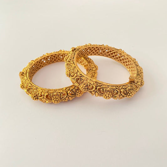 Gold Plated Traditional Temple Bangle.