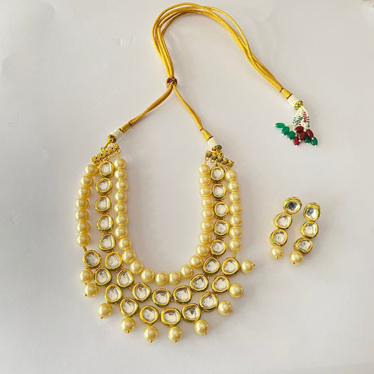 Kundan Pearl Necklace Set
