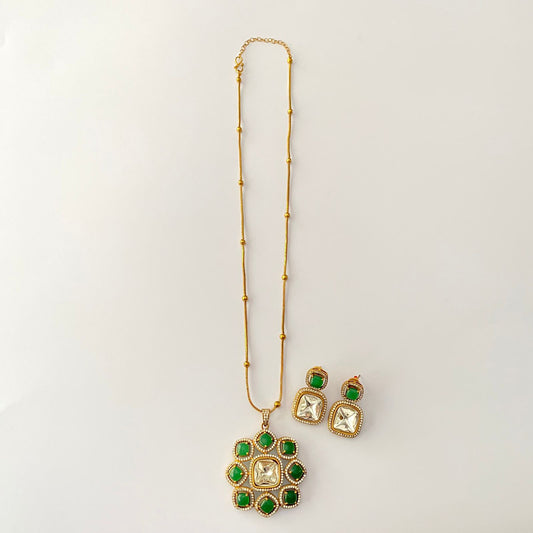 Polki Diamond Emerald Pendant Set