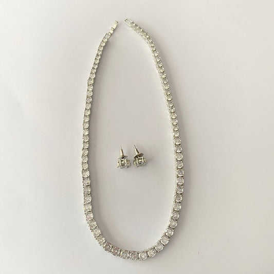 Silver Plated Diamond Sleek Necklace Set