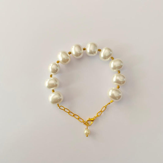 Off White Pearl with Gold Plated Chain Bracelet