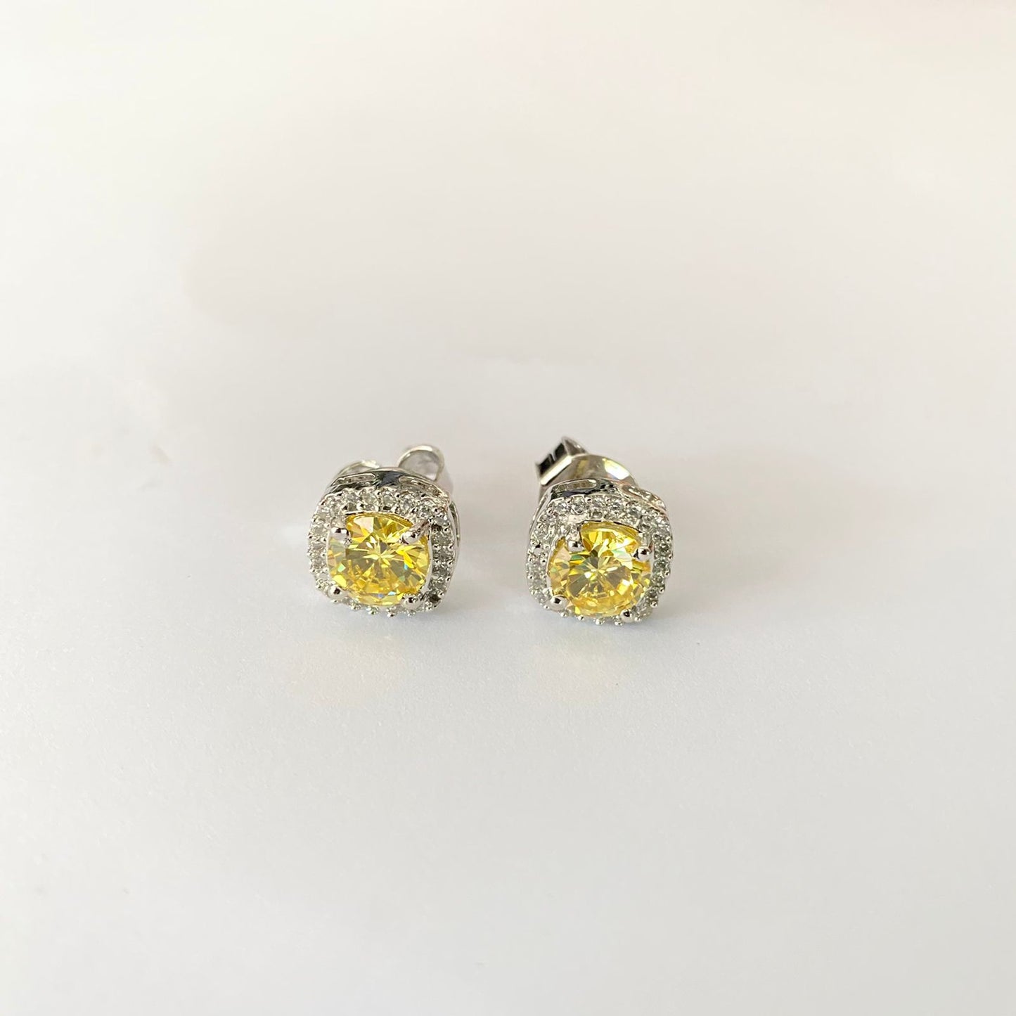 Yellow Diamond Pure Silver 92.5