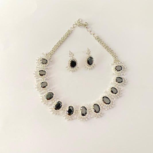 Black Diamond Classic necklace Set