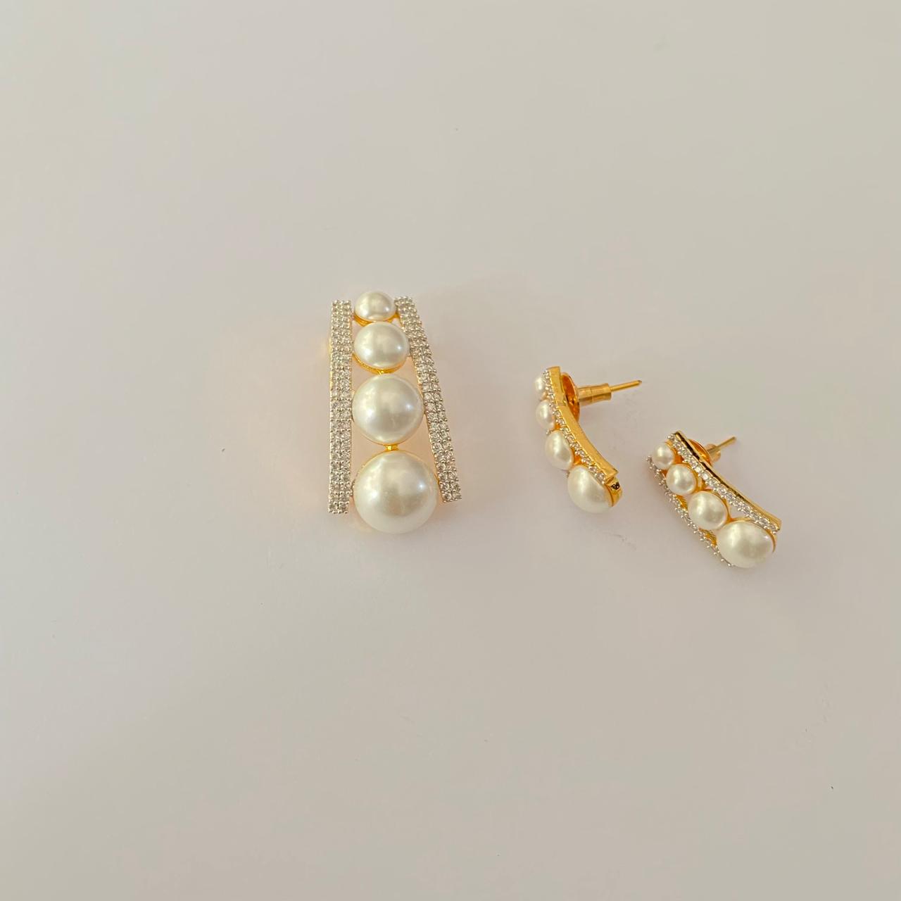 Diamond pearl Gold Plated latest design Pendant Set