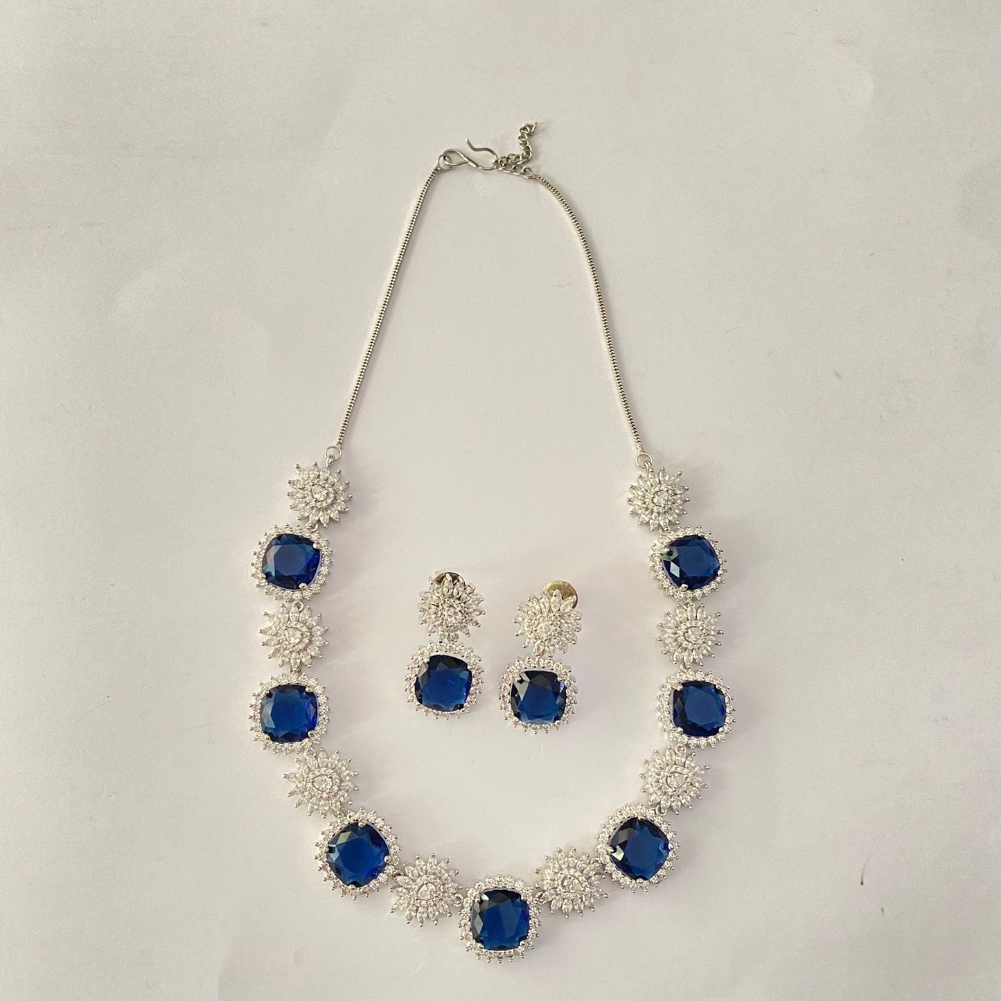 Silver Plated Blue Diamond Necklace Set