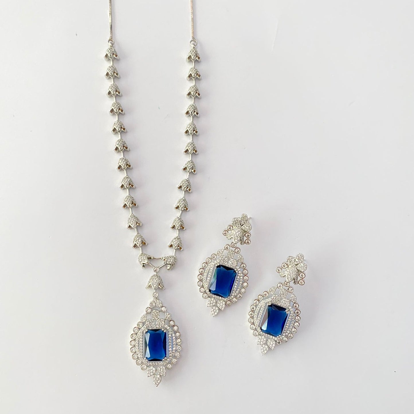 Silver Plated Blue Diamond Necklace Set