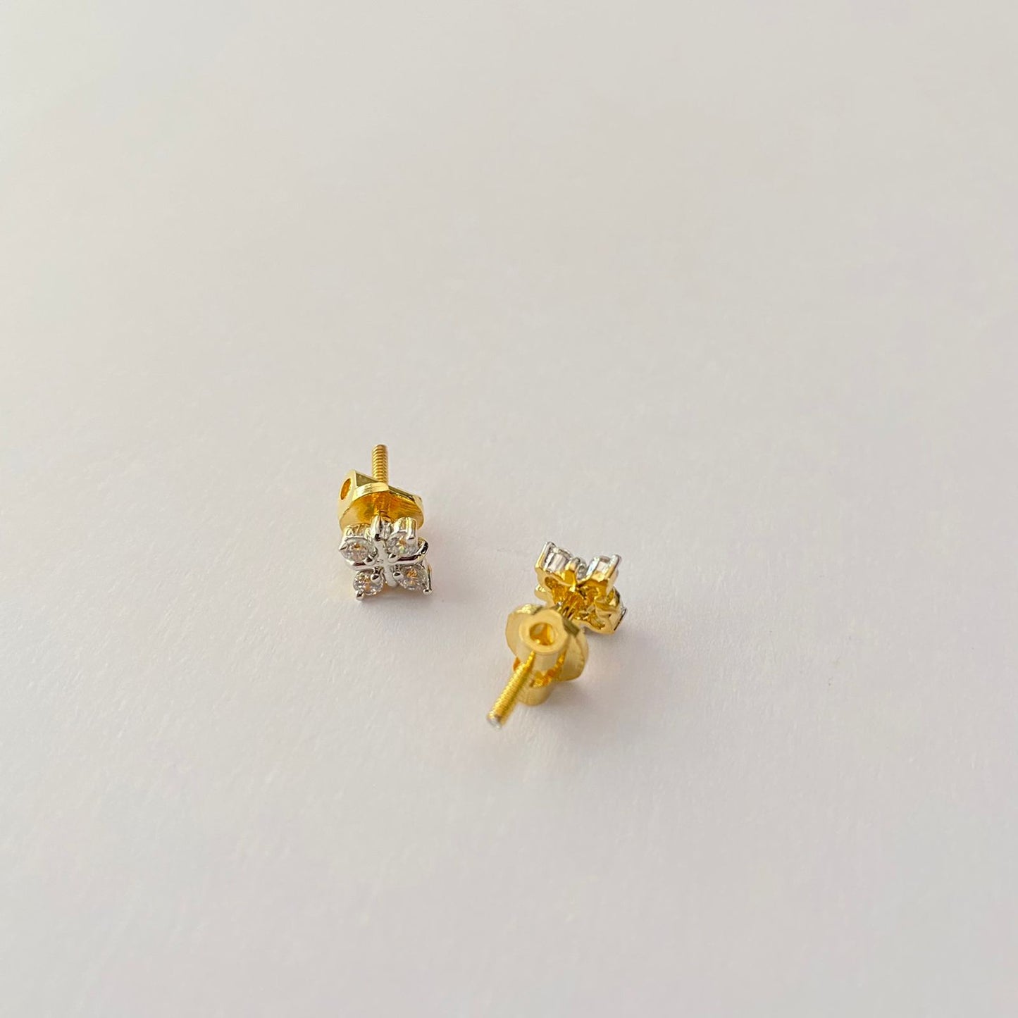 Minimal Elegance Diamond Gold Plated Four Studded with Back Screw Solitaire