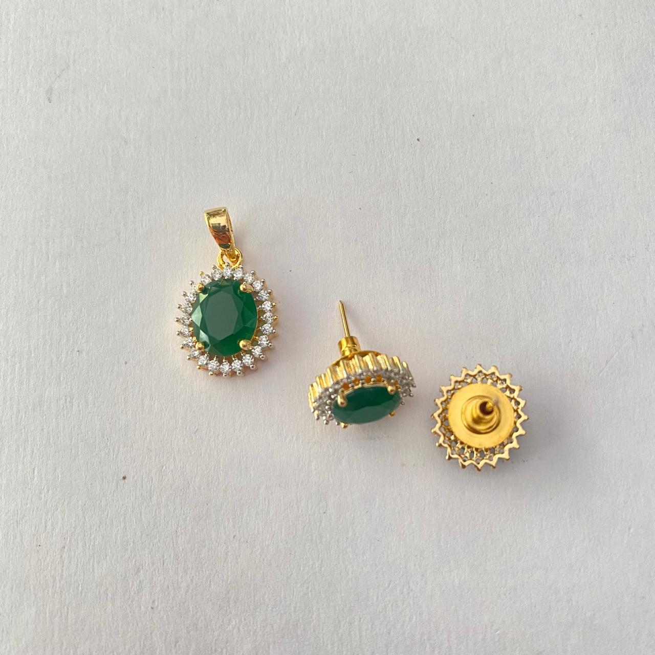 Emerald Gold Plated Small Pendant Set