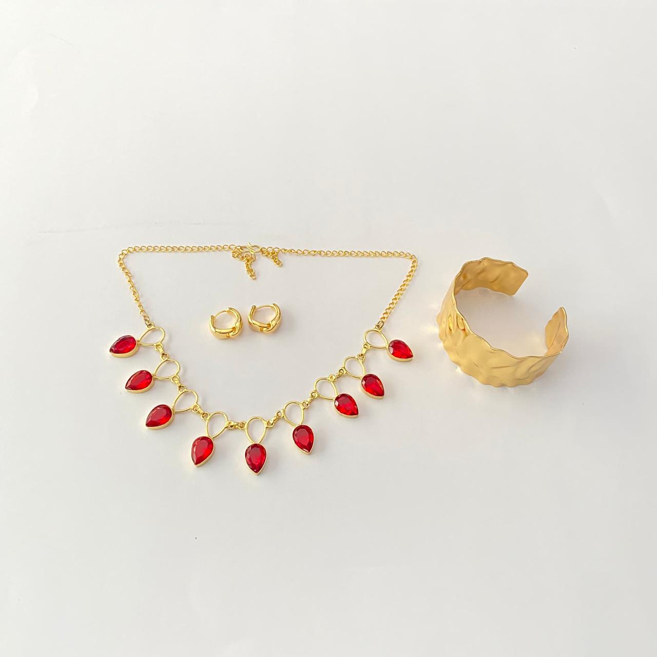 Gold plated necklace set with bracelet combo