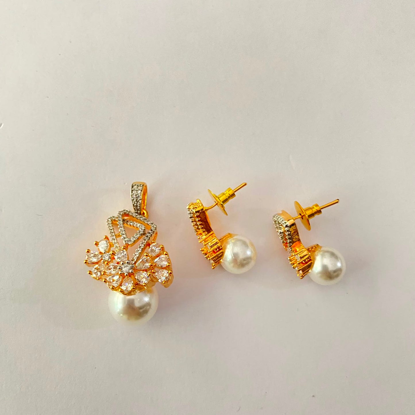 Gold Plated Drop Pearl Diamond Pendant Set