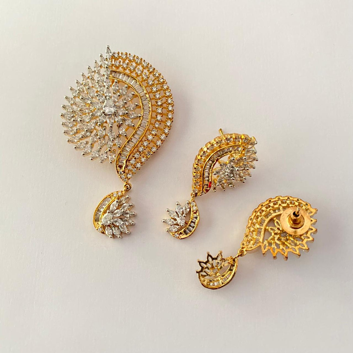 Elegant American Diamond Pendant Set