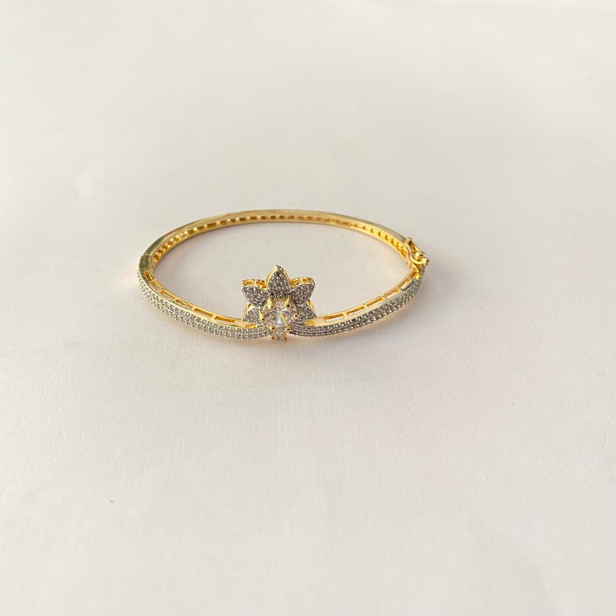 Center Flower Design Gold Plated Diamond Bracelet