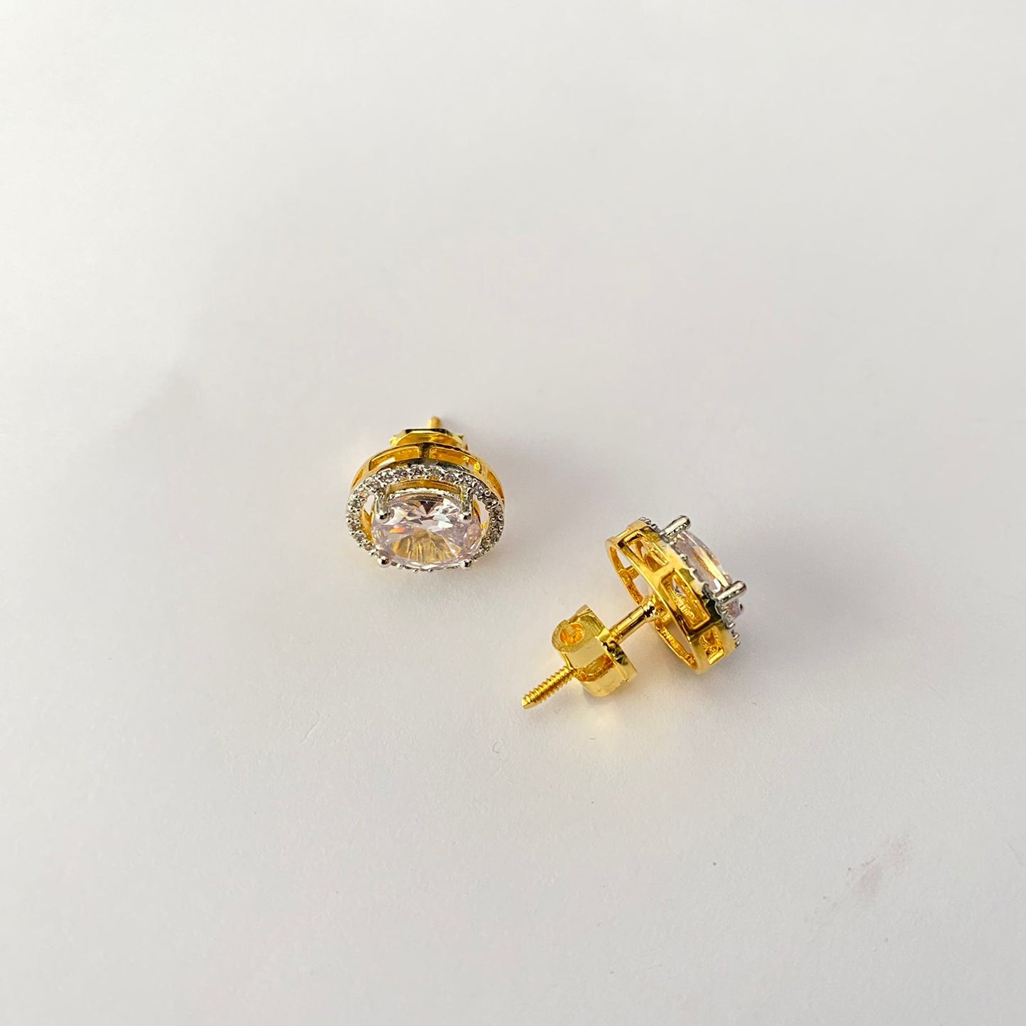 Oval Shape Gold Plated Back Screw Solitaire