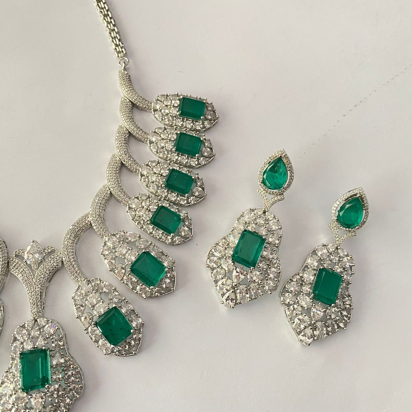 Silver Plated Green Necklace Set
