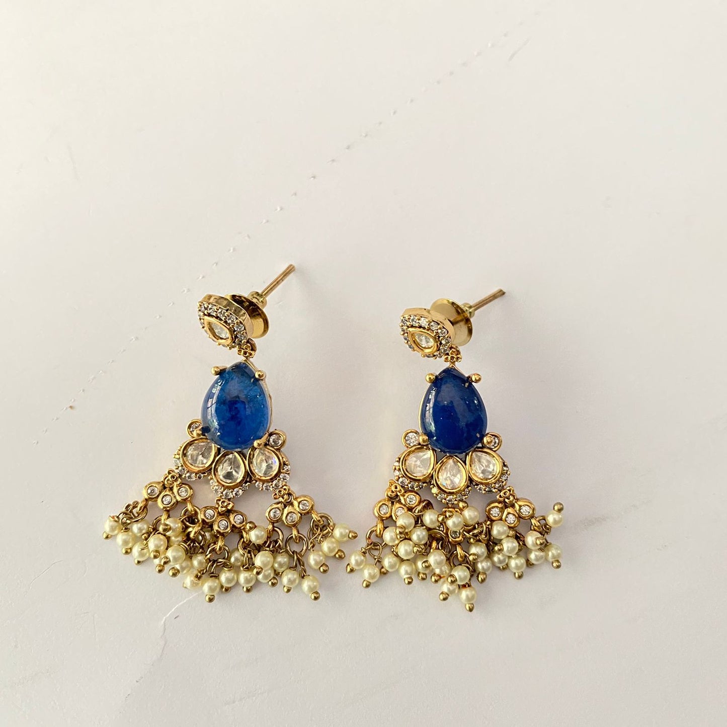 Antique Gold Plated Blue Kundan Earring