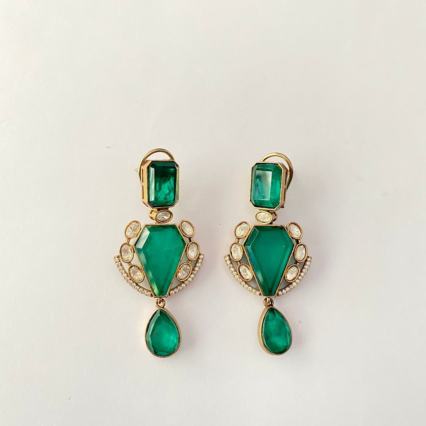 Antique Gold Green Stone Kundan Necklace Set