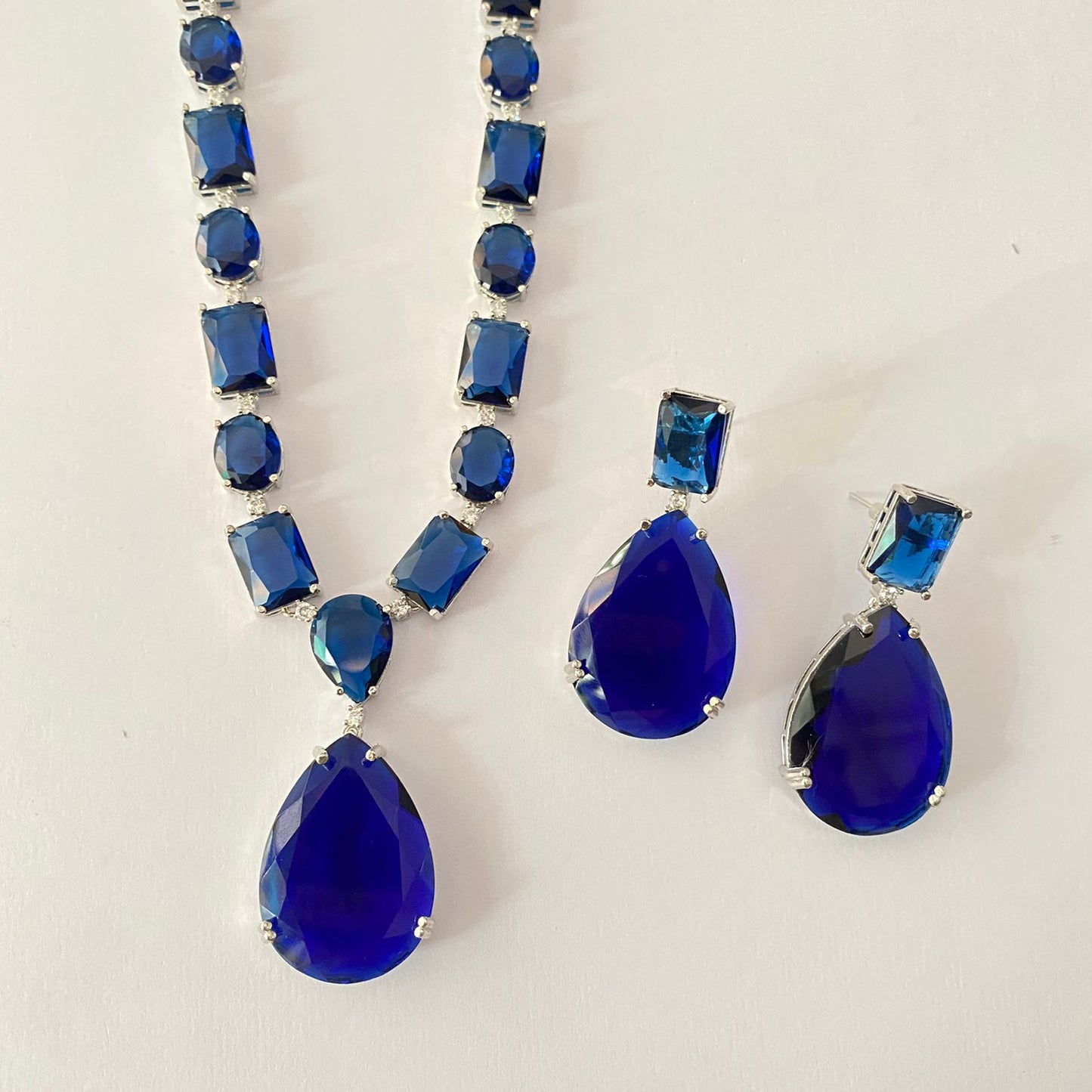 Silver Plated Blue Necklace Set