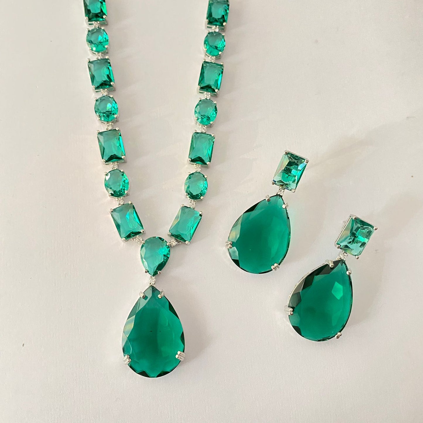 Silver Plated Aquamarine Stone Necklace Set
