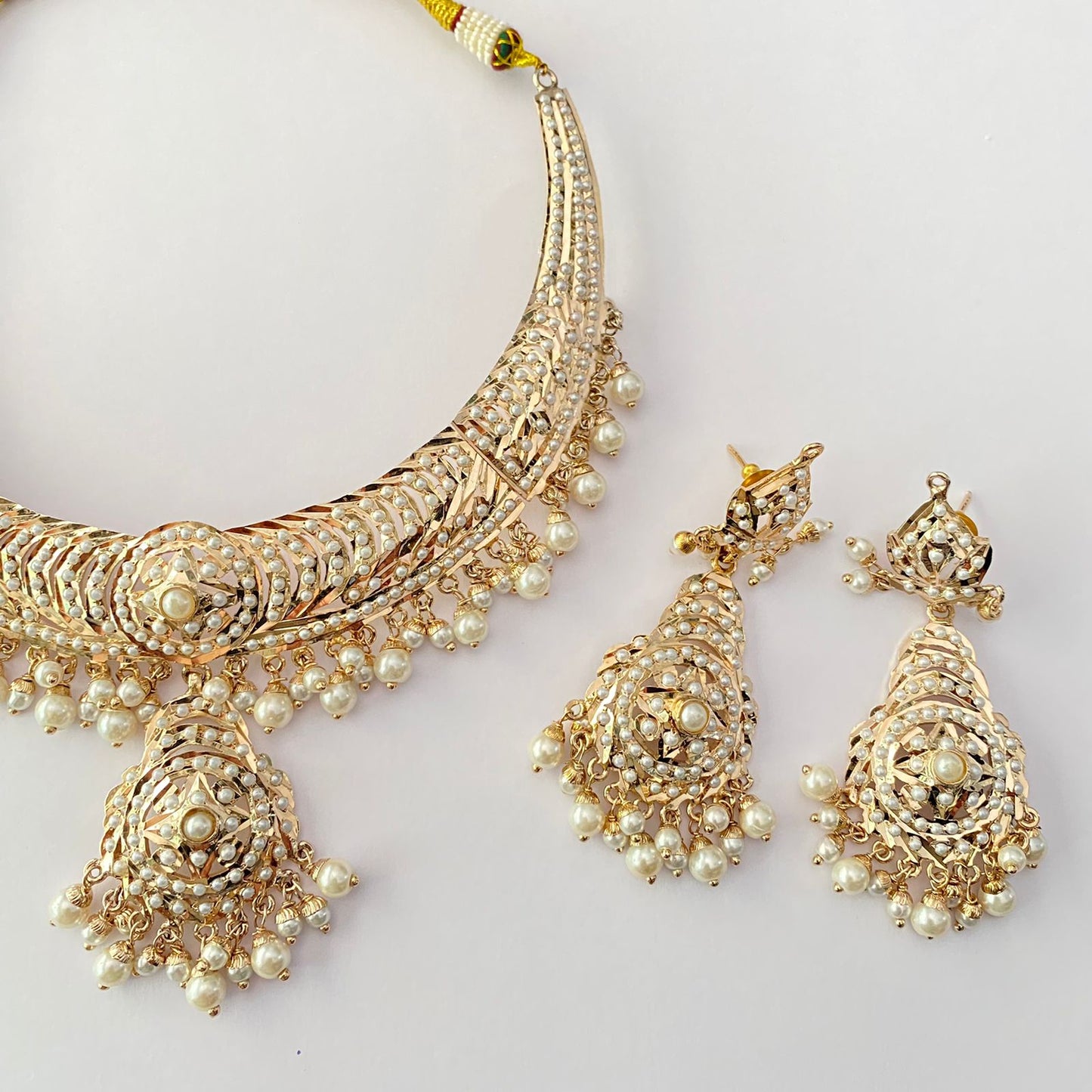 White Pearl Jadau Necklace Set
