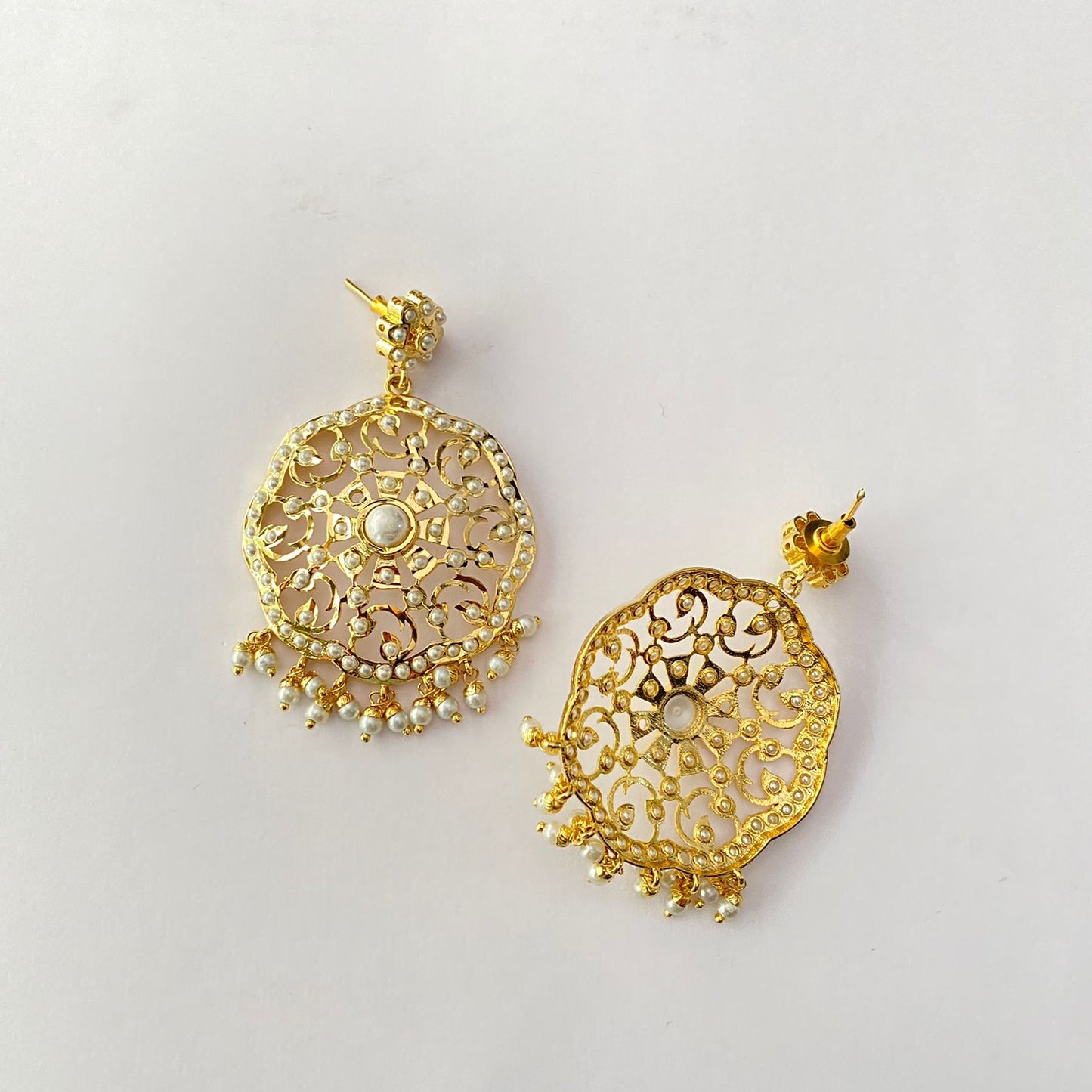 White Pearl Gold Plated Jadau Earring