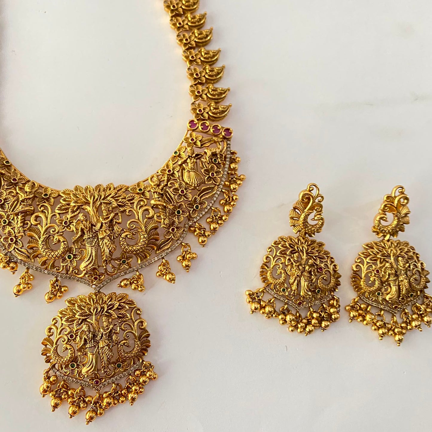 Radhakrishn Antique Necklace Set
