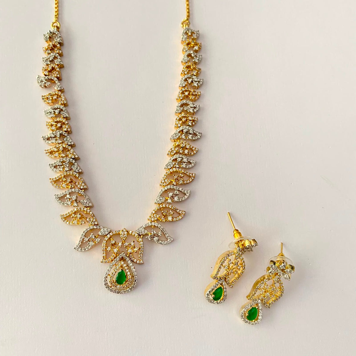 Gold Plated Green Stone Sleek Diamond Necklace Set