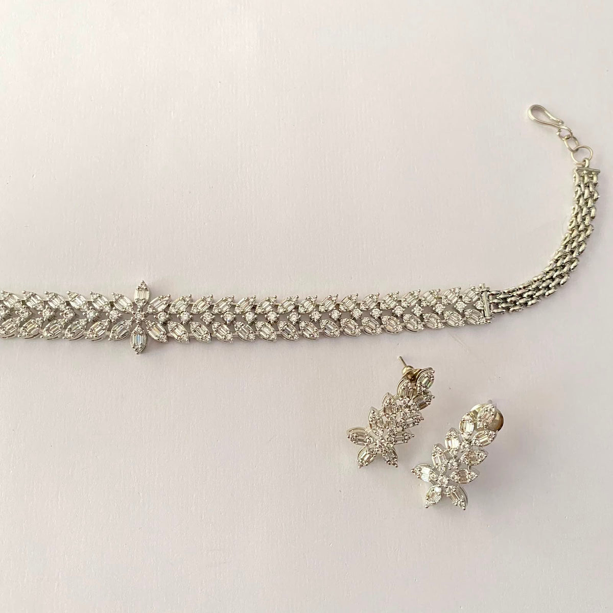 Silver Plated Sleek Diamond Choker Set