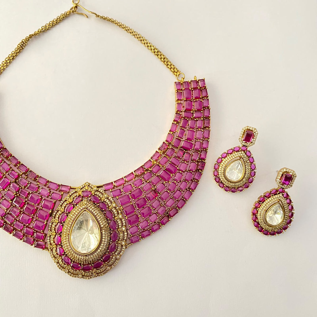 Antique Gold Polki Necklace Set