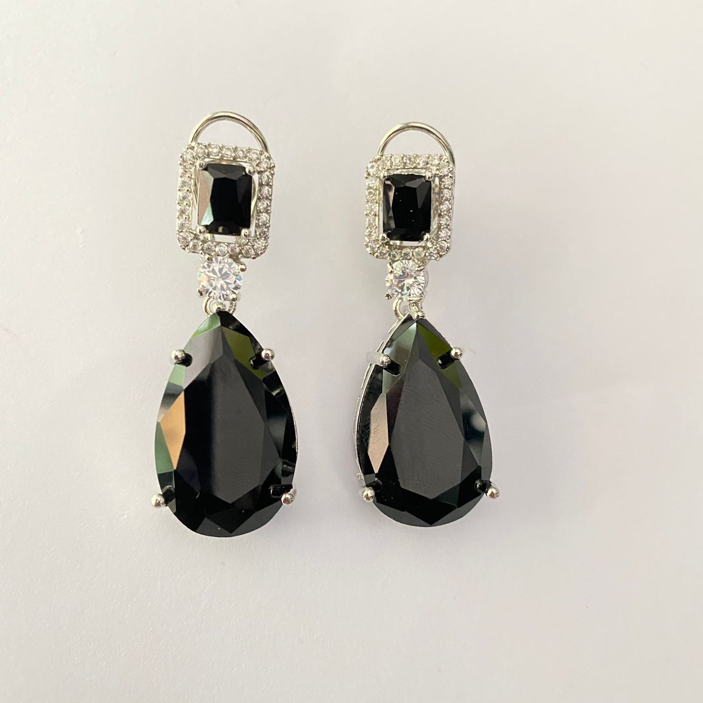 Black Ad Stone Silver Plated Earring With Back Clip