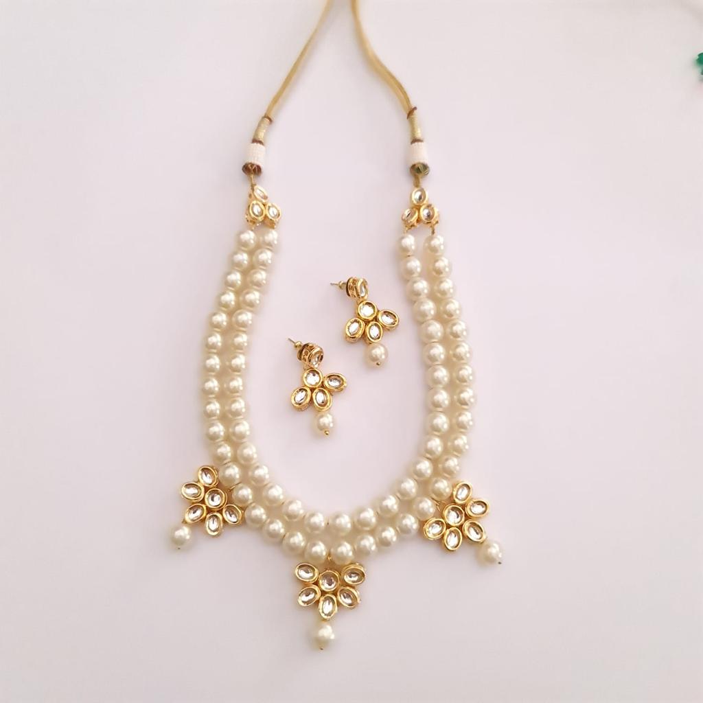 Designer Hand Made Pearl Party Wear Necklace