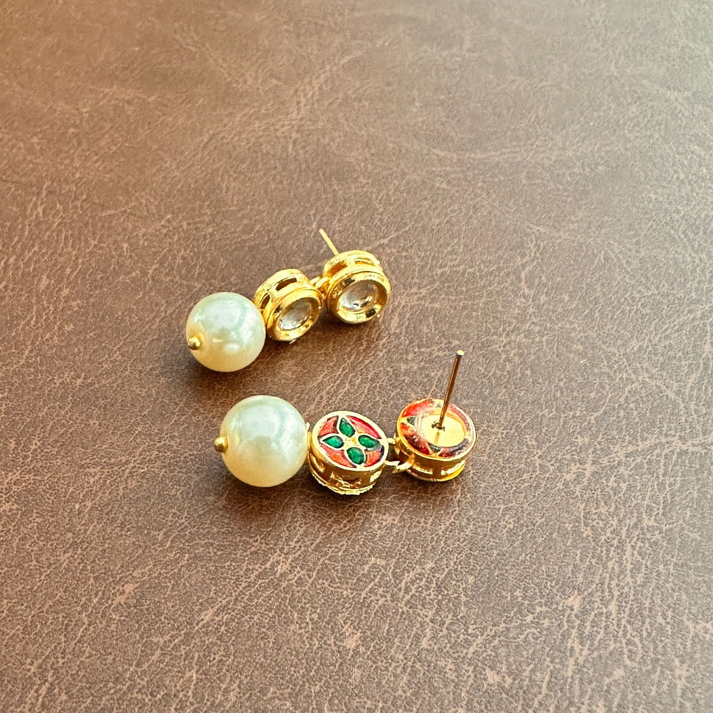 DOUBLE PEARL STONE EARRING