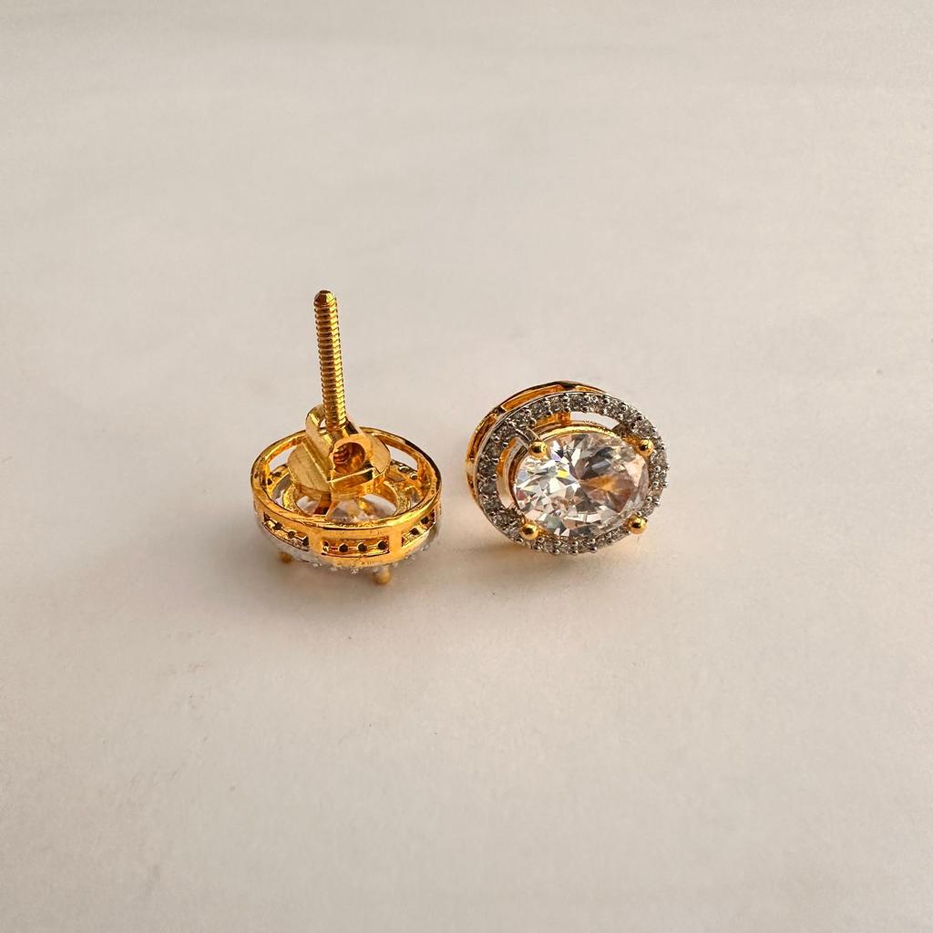 Gold Plated Ad Light Weight  Stud Earring
