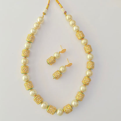 White Pearl Diamond Single Layer necklace set
