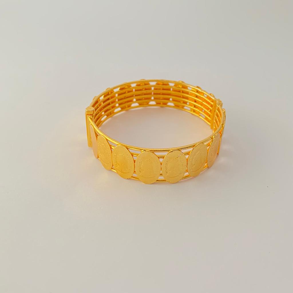 Gold Plated Traditional Bangle For Women