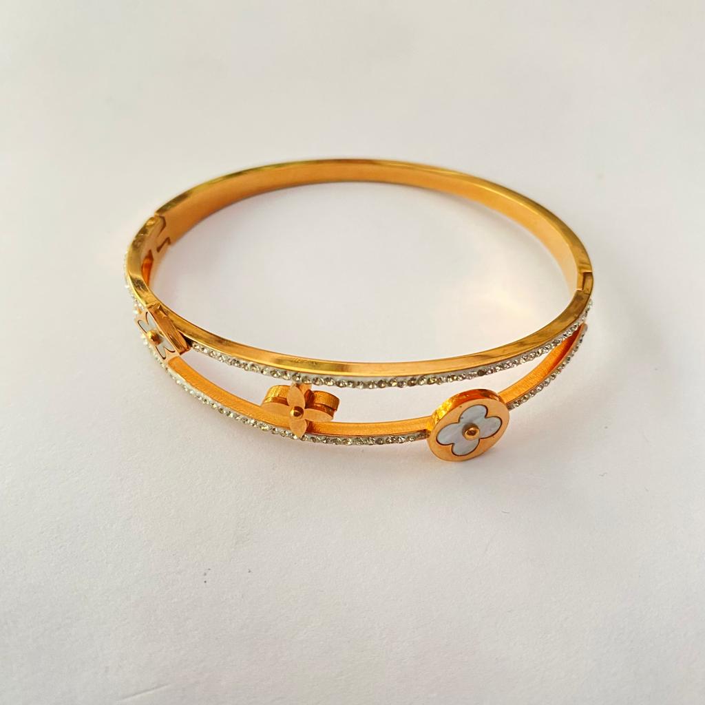 Gold Plated Classic Bracelet For women