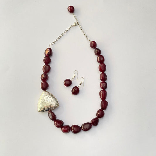 Ruby Tumble Necklace With Earring