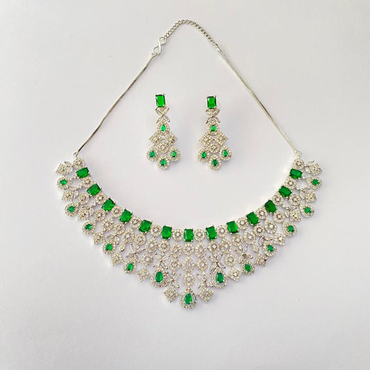 Emerald Diamond Classic Party Wear Necklace Set