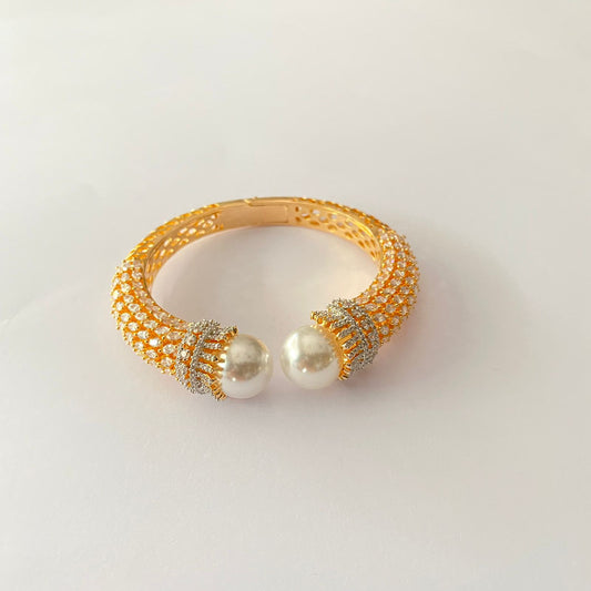 Gold Plated Pearl Openable Bangle