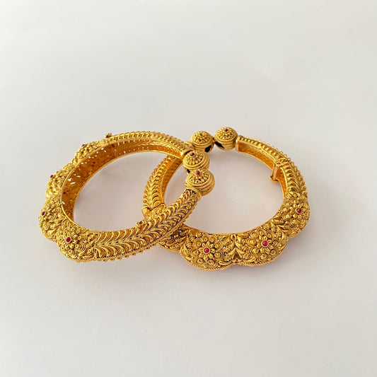 Gold Plated Pink Stone Traditional Temple Bangle.