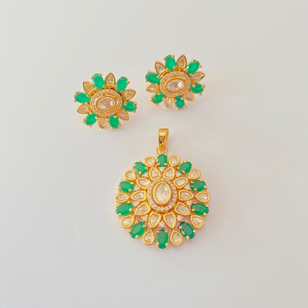 Polki Emerald Gold Plated Pendant With Earring