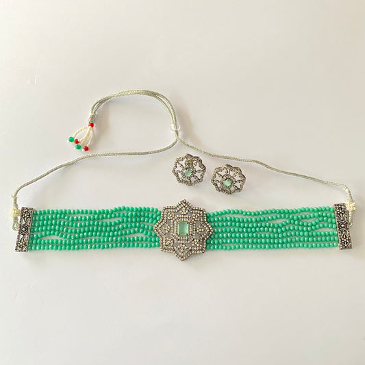 Diamond Emerald Beads Choker Set